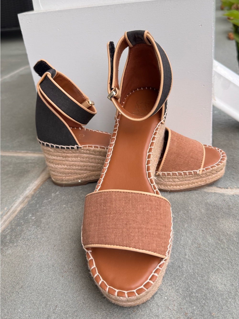 FRANCO SARTO - Clemens Espadrille Wedge Sandals - Tan w/Black Ankle Strap Sz 10